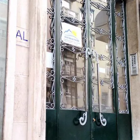 Hostel Absolut Morning Lisbon